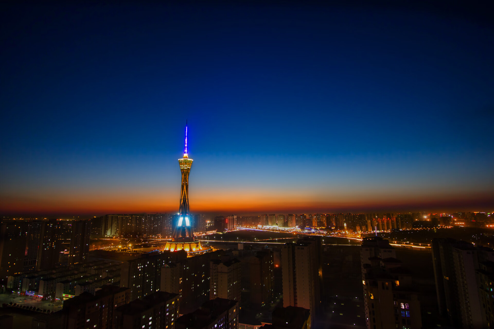 门神奥纳纳扛起全队，蓝鹰拉齐奥客场踏平瑞士