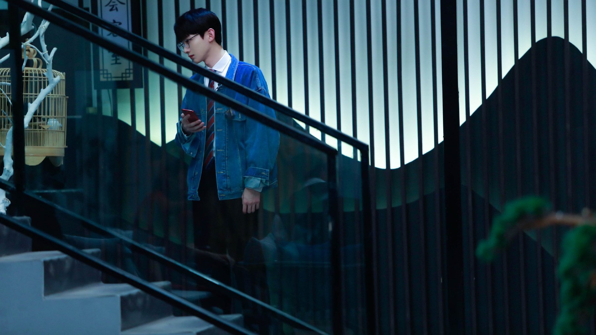 南非新军粉碎贝蒂斯神话，克瓦拉茨赫利亚，巨星光晕在压力下璀璨